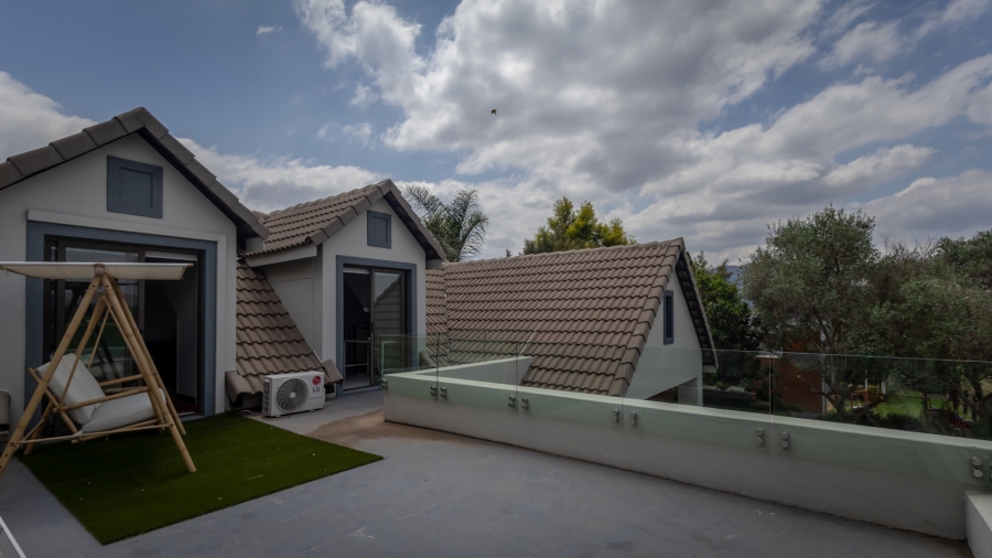 3 Bedroom Property for Sale in The Coves North West